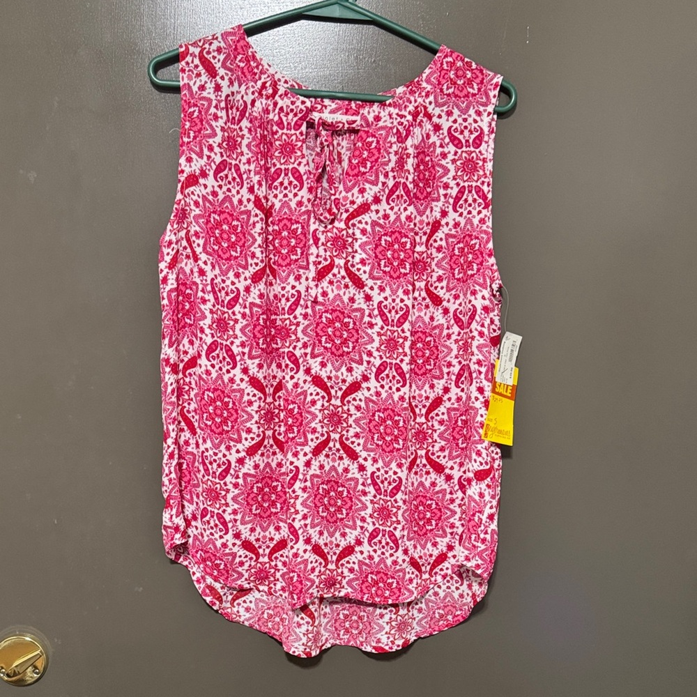 Violet & Claire Pink Floral Sleeveless Blouse